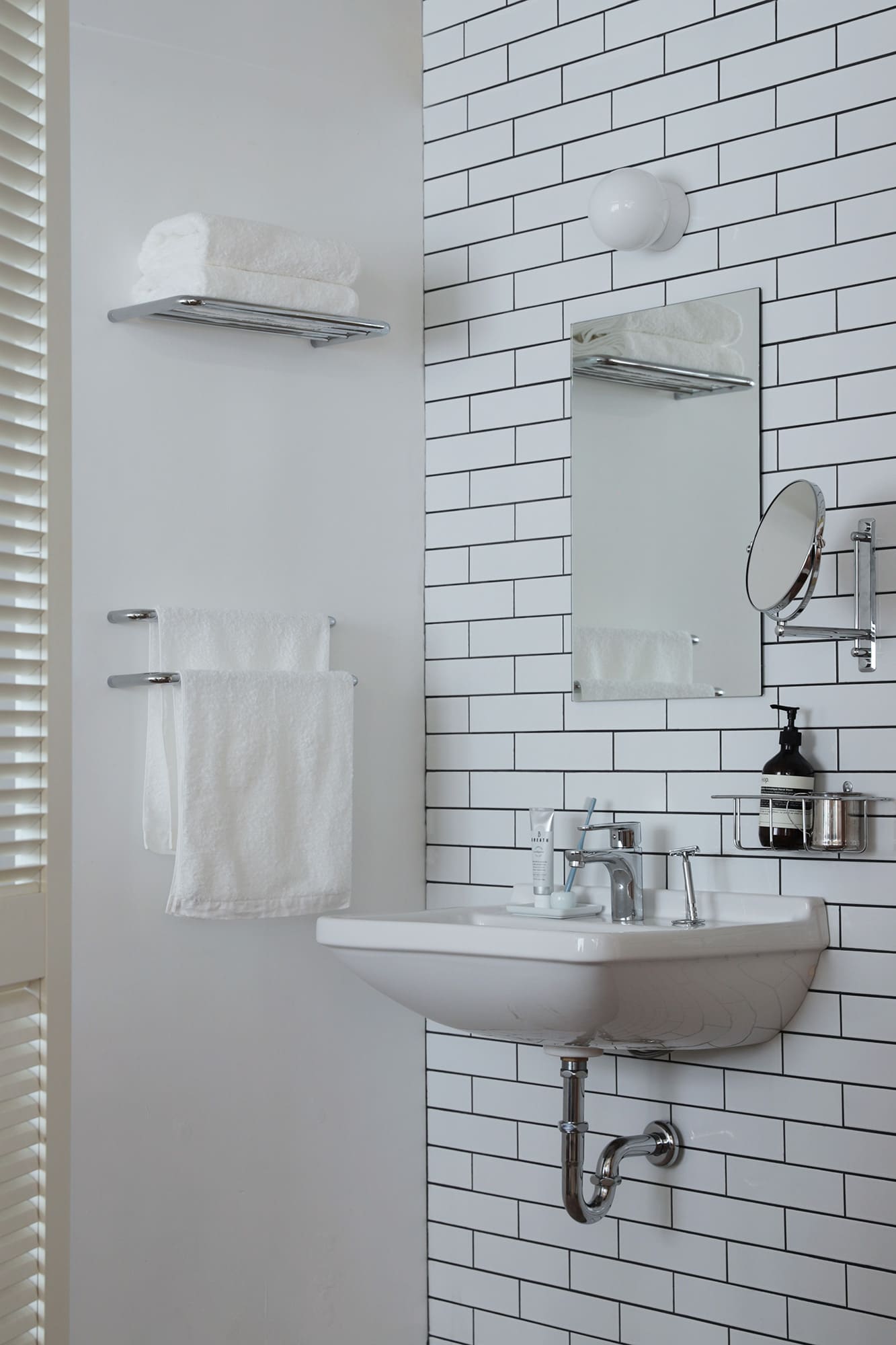 ホテル金物 タオル掛け W400 深型 KB-AC021-02-G141