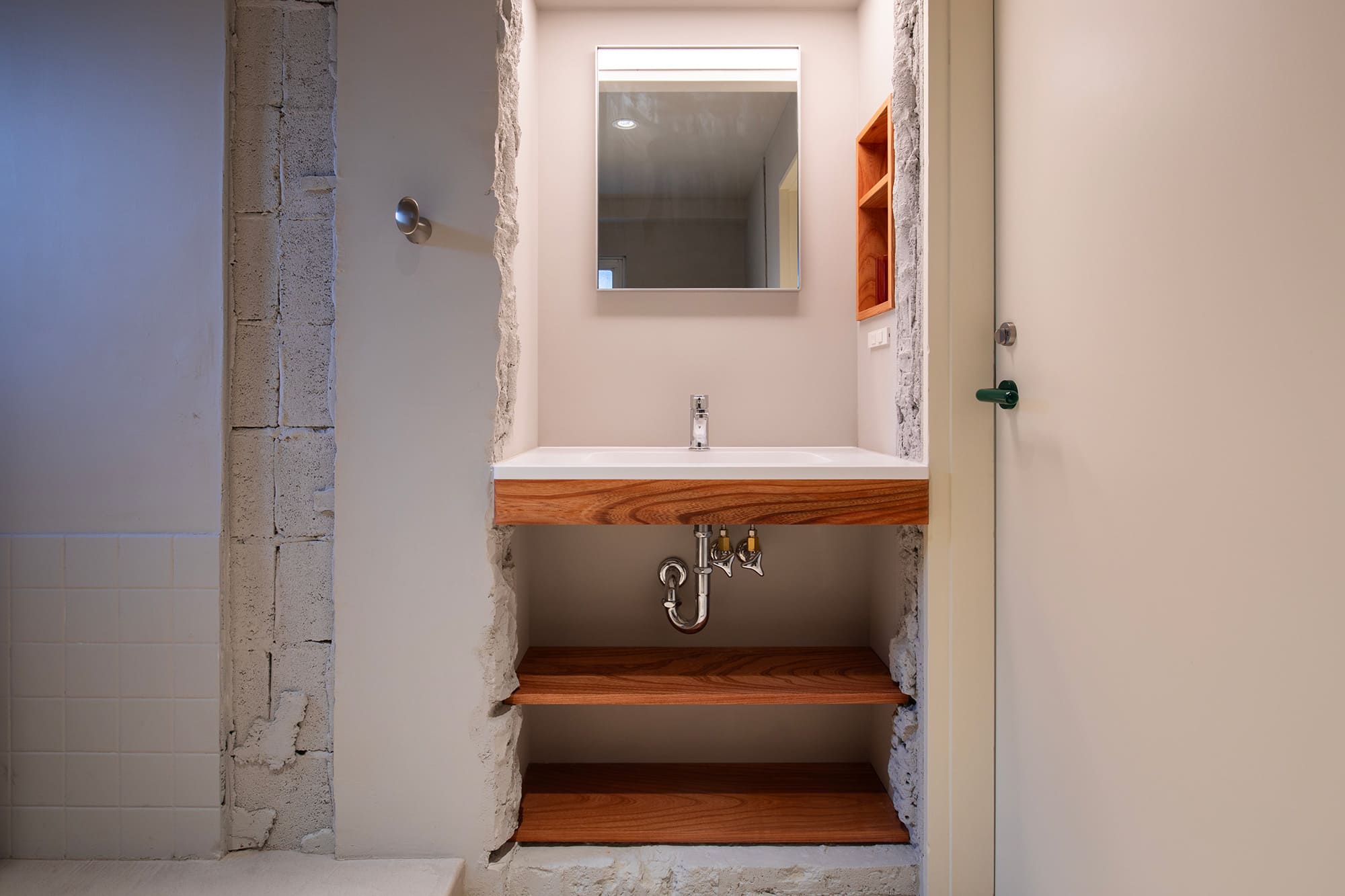 人工大理石の洗面カウンター H150 角丸480ボウル 壁水栓用 KB-PR014-07-G279 T23 角丸480ボウル 立水栓用の事例