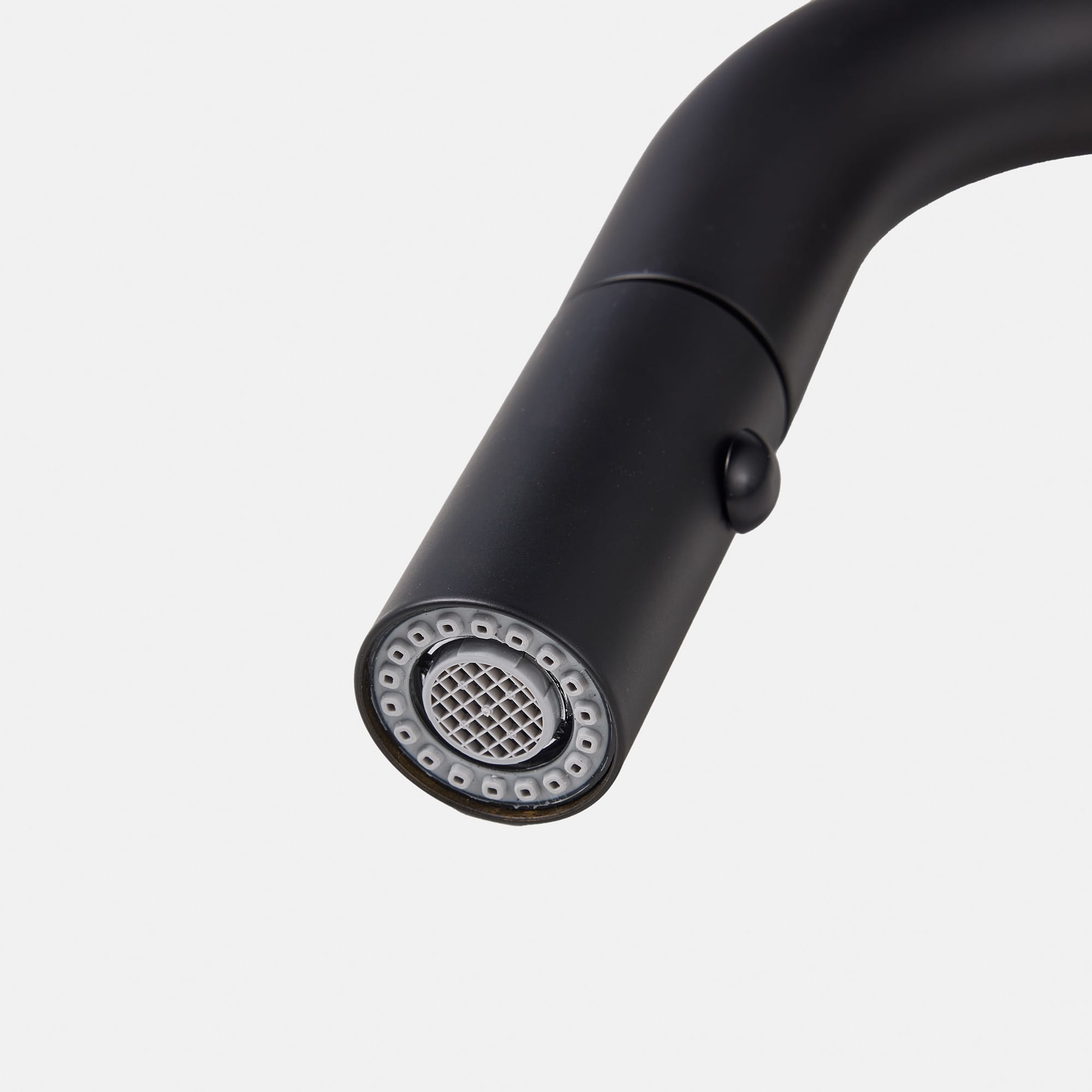 ベントネックホース水栓 ブラック KB-TP014-02-G141 泡沫からシャワーへの切り替えは丸いボタンで行います