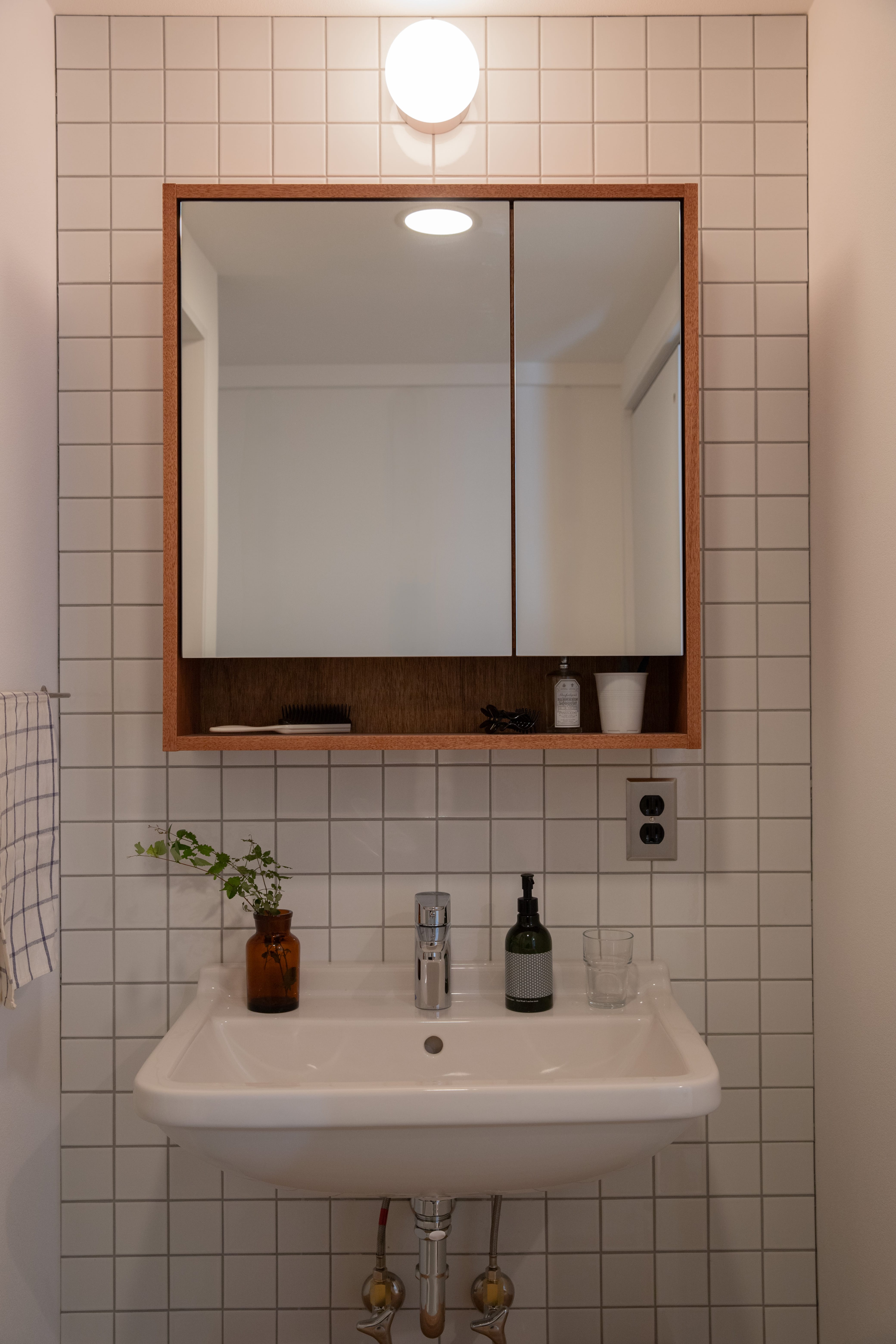 T番タイル ホワイト 75角（ケース） WL-TL020-02-G141