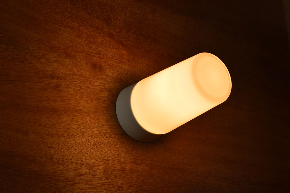 ミルクガラス照明 ホワイト 円筒（角） LT-BR005-04-G141 取付事例