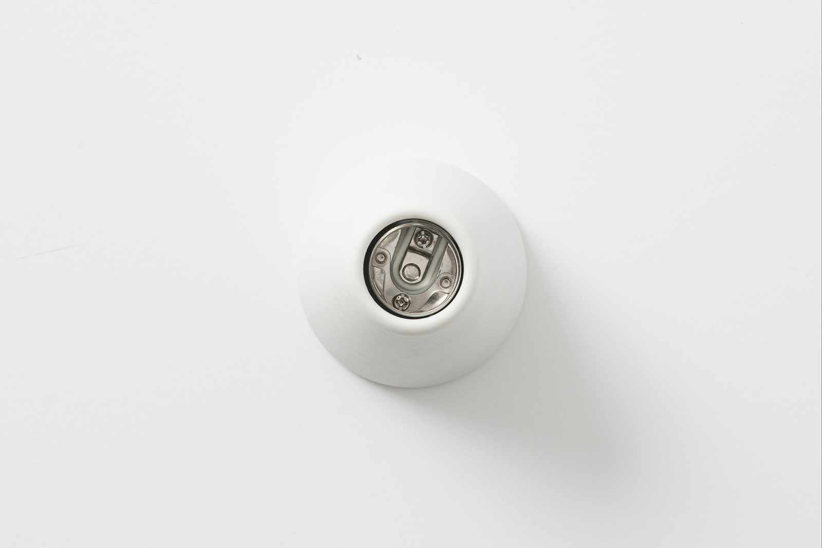 モデストレセップ Lサイズ E26 ホワイト LT-BR015-04-G141