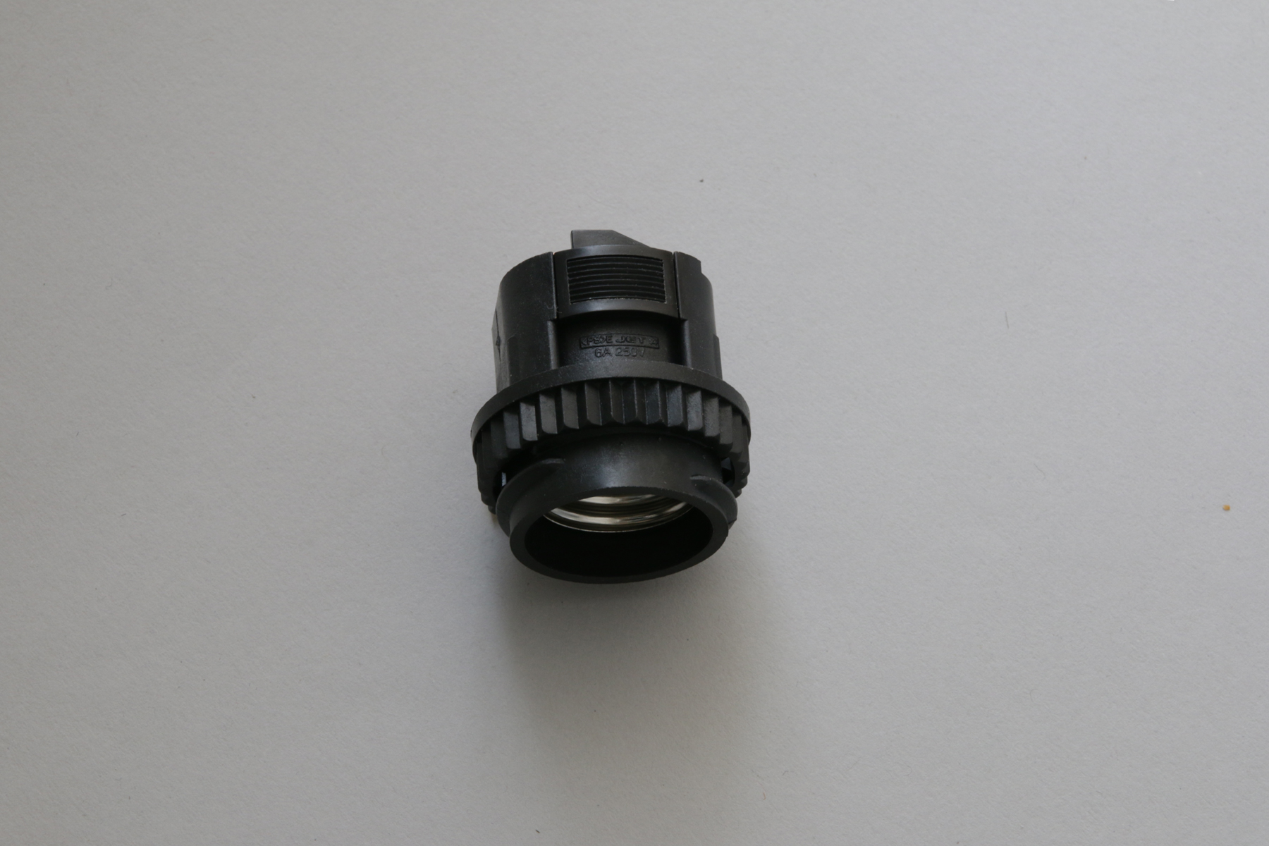 ライティングレールプラグ E26 ソケット (BK) LT-PS010-01-G141