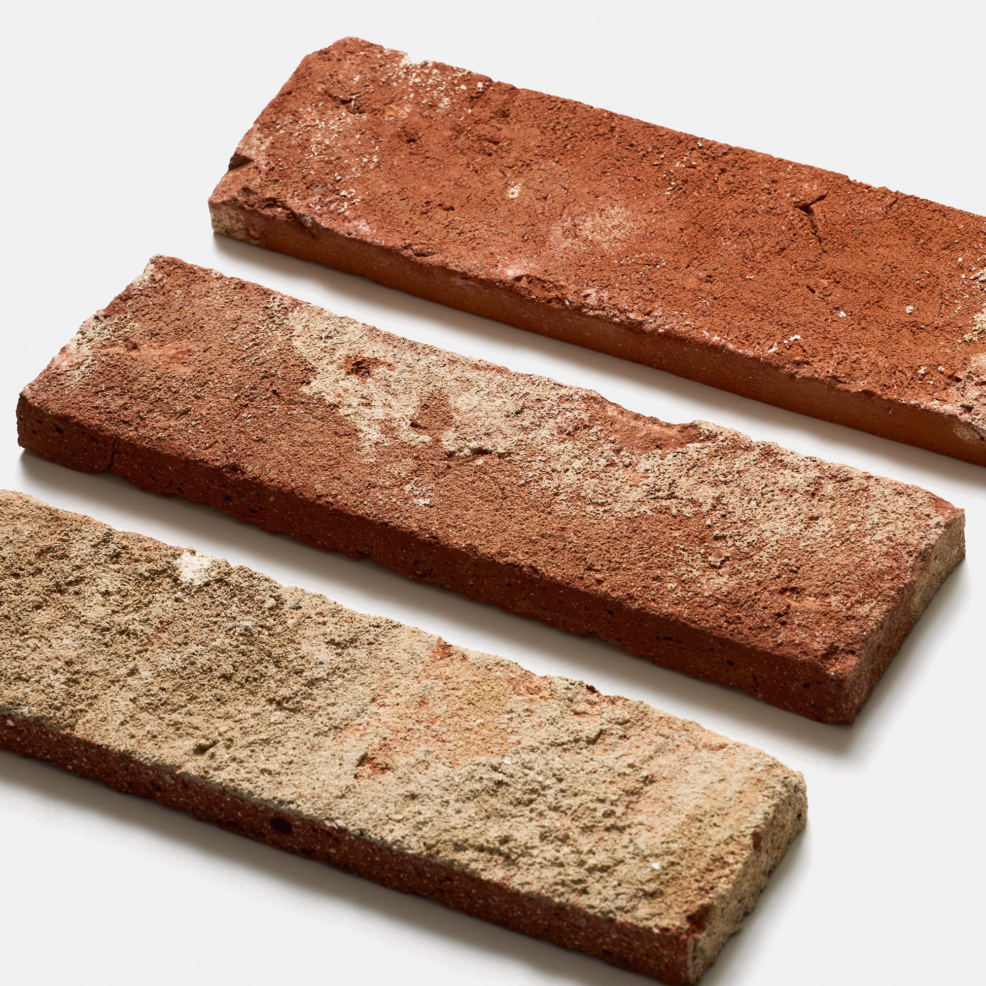 チャイナブリック 満州レッド（古材） WL-TL017-04-G141 この3種類くらいの色むらの巾があります