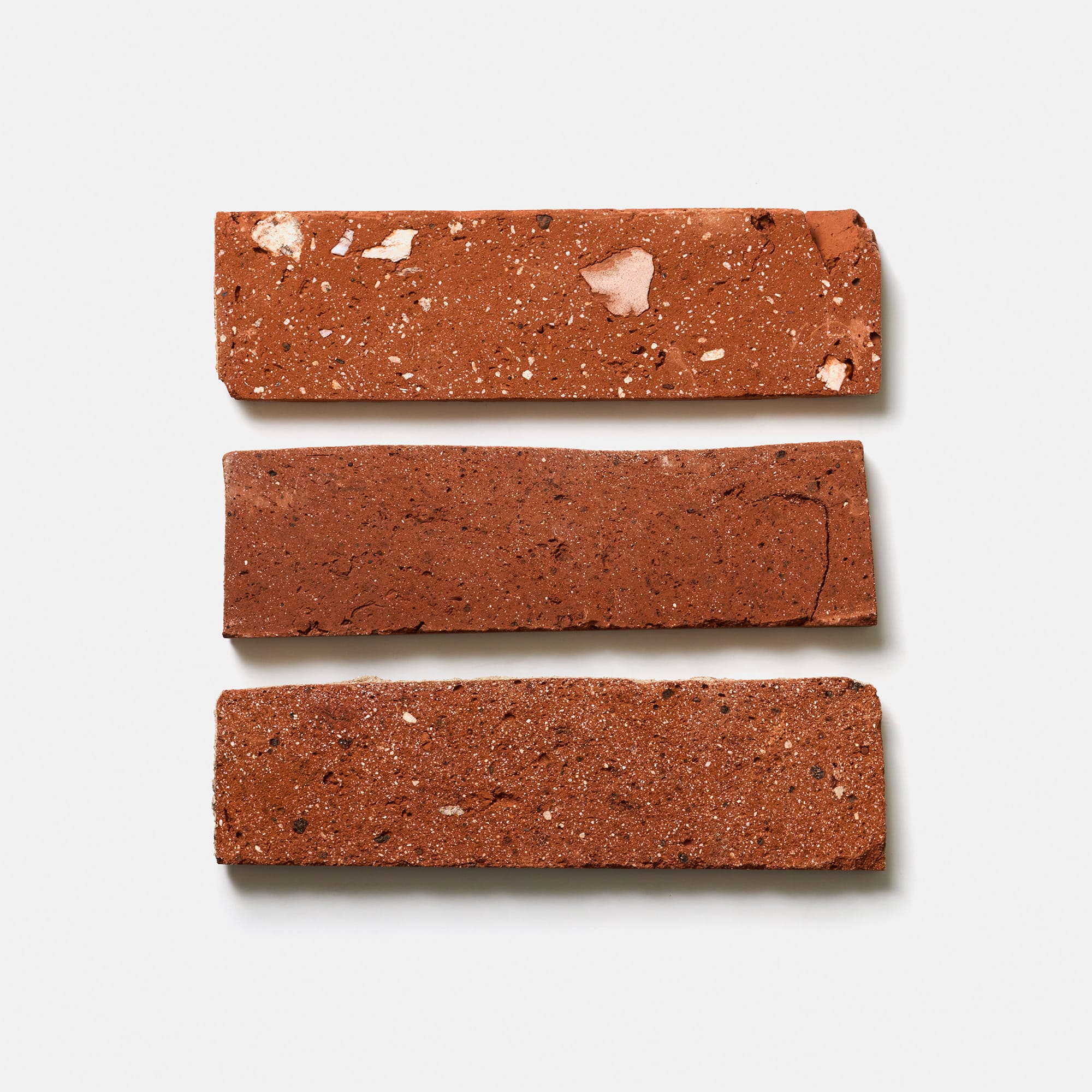 チャイナブリック 満州レッド（古材） WL-TL017-04-G141 こちらは裏面。レンガをスライスした断面であることが分かる