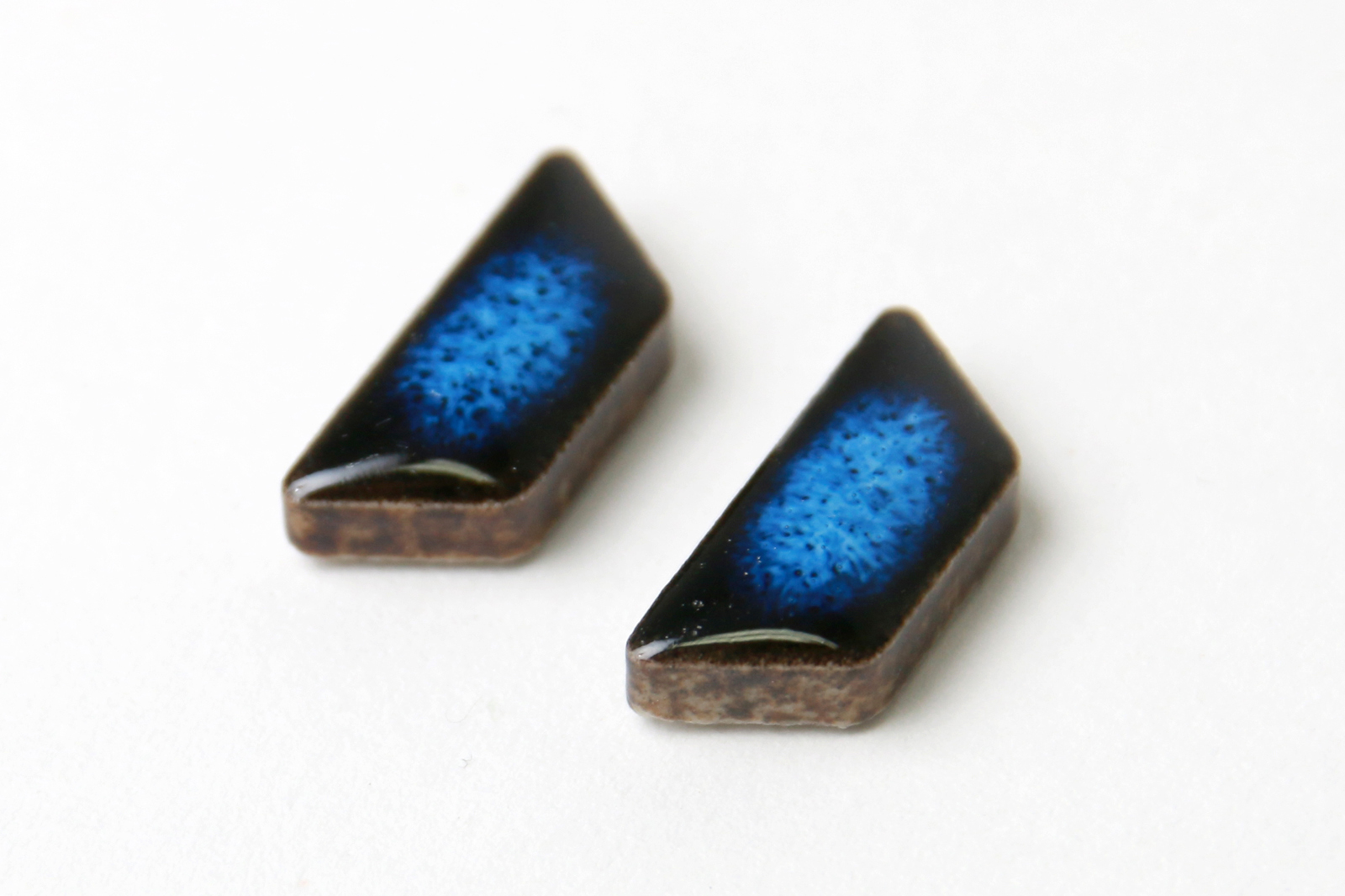 ハニカムタイル コバルト（半マス） WL-TL016-07PH-G141