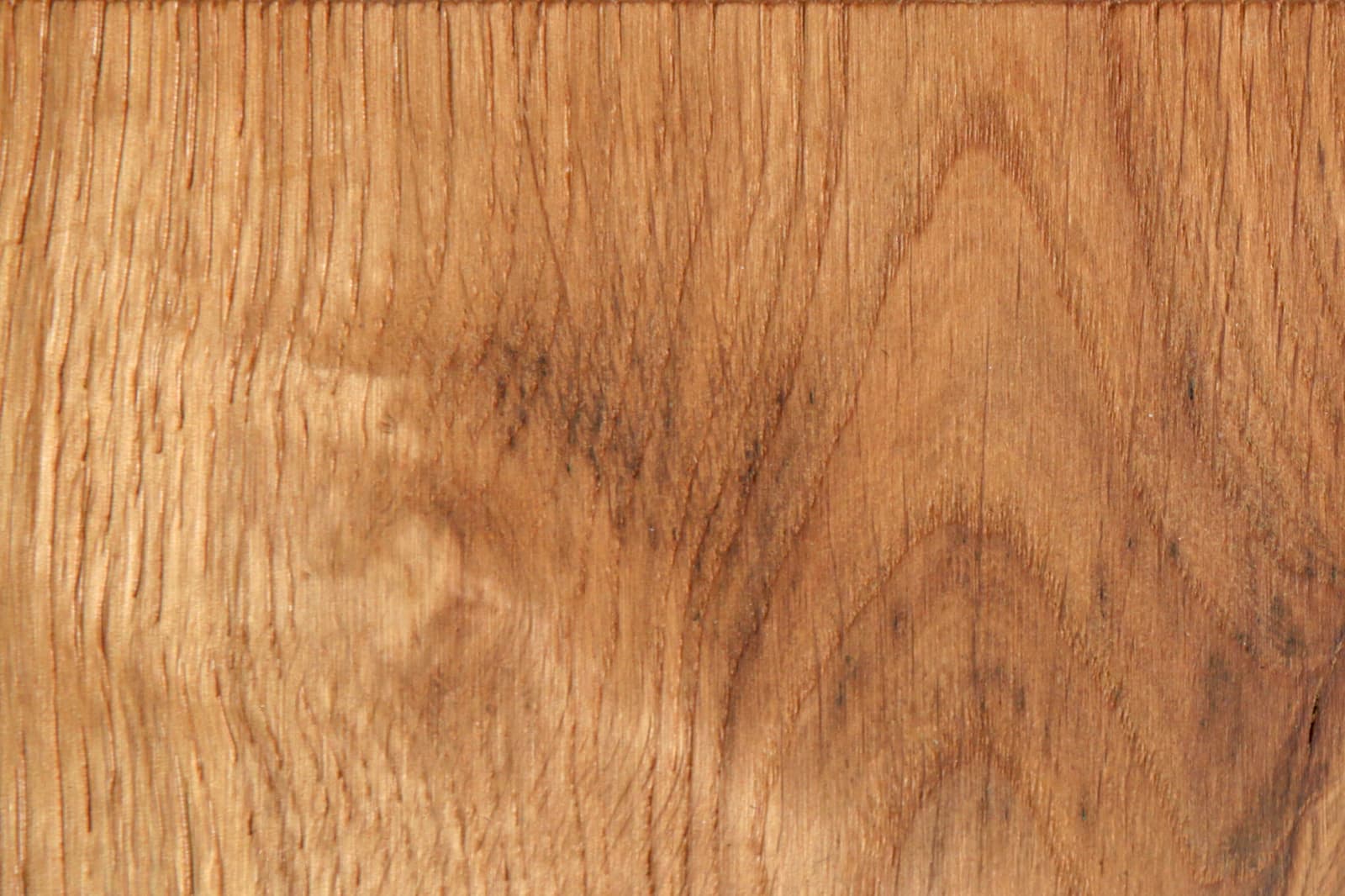 ワトコオイル ナチュラル 200ml缶 PT-WP005-01-G141 オーク材にナチュラルを塗った様子