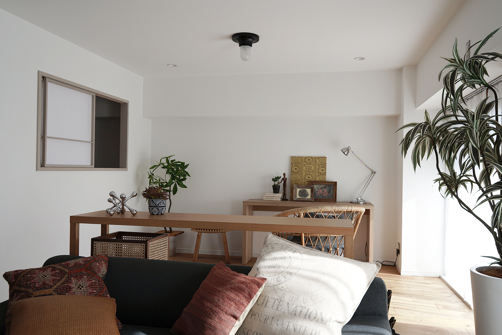 障子 腰窓タイプ DW-DR009-01-G164 サイズ：W810H750　スモークグレーに塗装